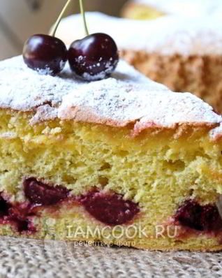 Бисквит с вишней