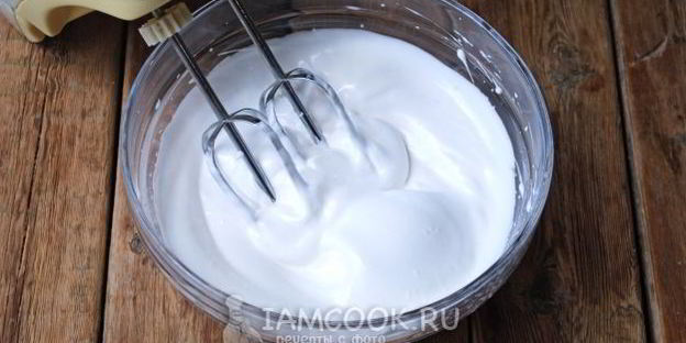 бисквит с вишней