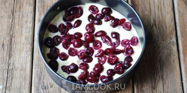 бисквит с вишней