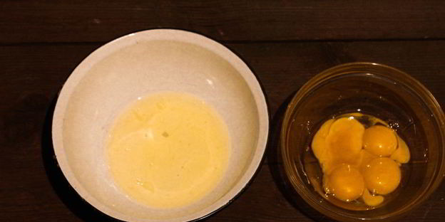 бисквит с яблоками