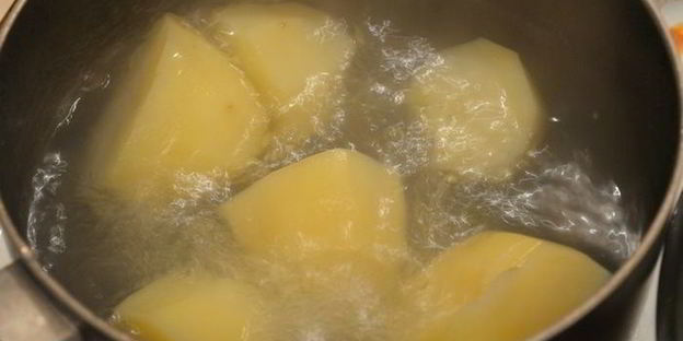 горячий наполеон с картофельно-грибным кремом