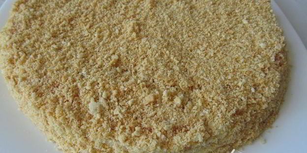 наполеон закусочный с семгой, сырным кремом и икрой мойвы