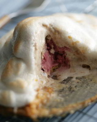 Новогодний торт Эльбрус