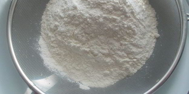 шоколадный торт со сливками