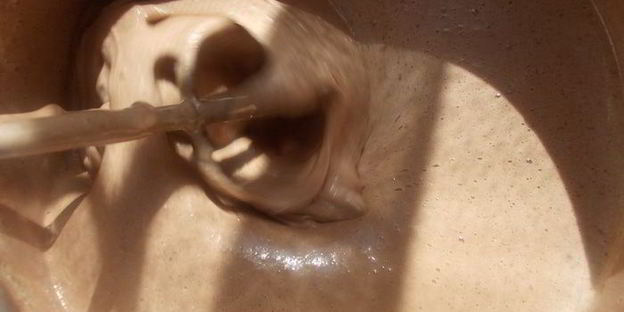 шоколадный торт со сливками