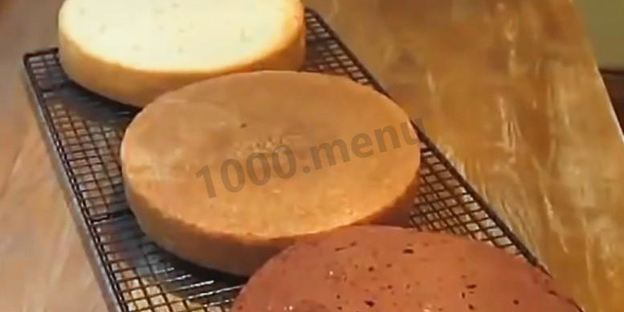 сливочный торт с цветами