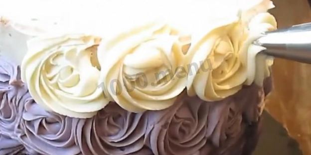 сливочный торт с цветами