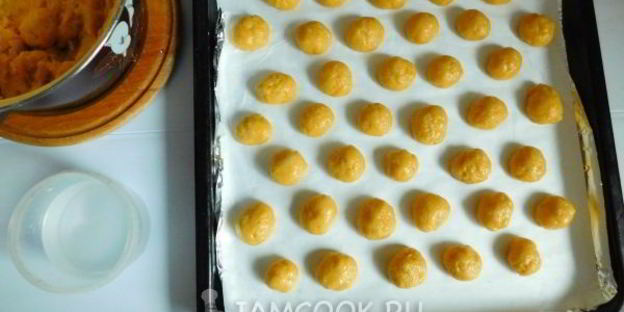 торт медовые шарики