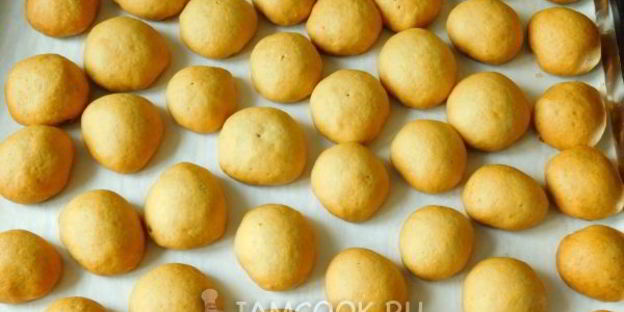 торт медовые шарики