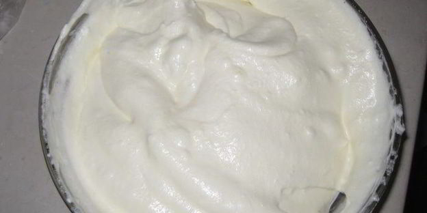 торт прага с карамельно-грильяжным кремом