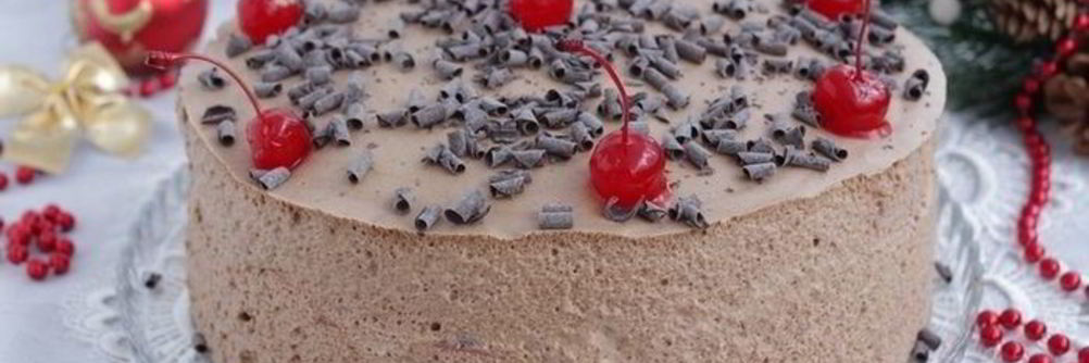 Торт с вишней и шоколадным муссом