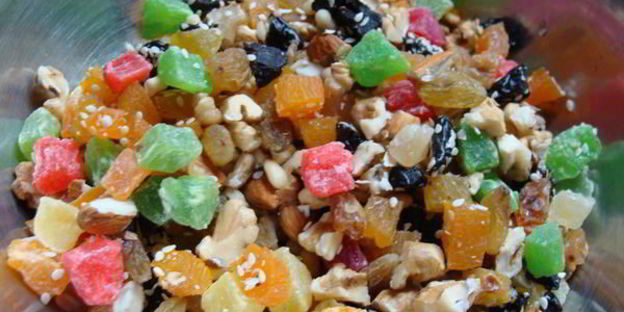 торт сникерс