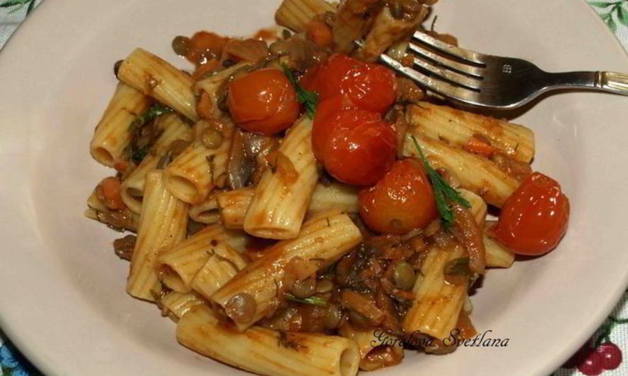 Рецепт тортильонь в чечевично-томатном соусе