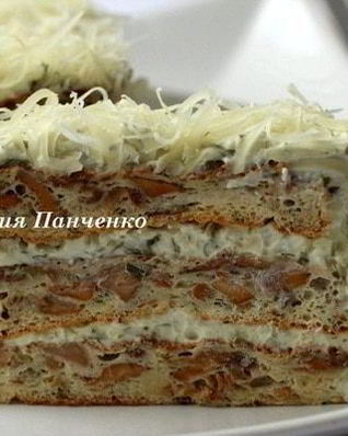 Закусочный бисквитный торт с лисичками, творожным кремом и сыром Джюгас