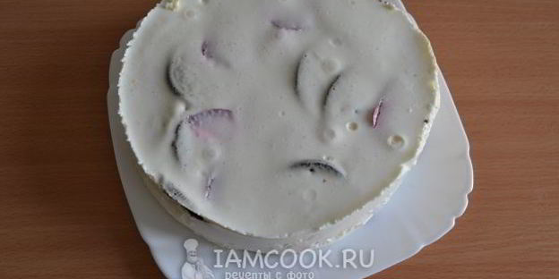 желейный торт с клубникой