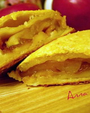 Творожные слойки с яблоками