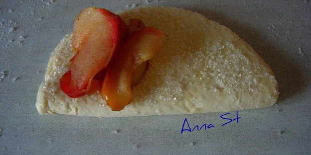 творожные слойки с яблоками