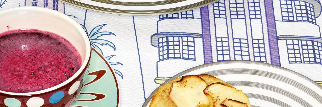 Яблочные слойки с изюмом