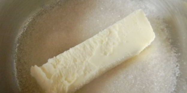 яблочные слойки со сладкой карамелью