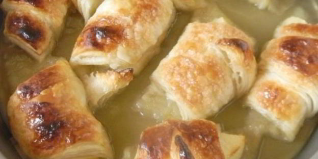яблочные слойки со сладкой карамелью