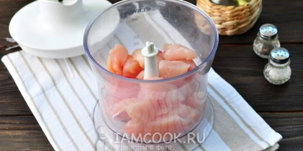 кабачковая запеканка с фаршем и сыром