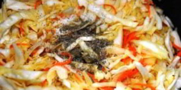 капустная запеканка с фаршем в мультиварке