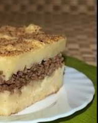 Картофельная запеканка с фаршем в мультиварке