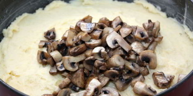 картофельная запеканка с грибами