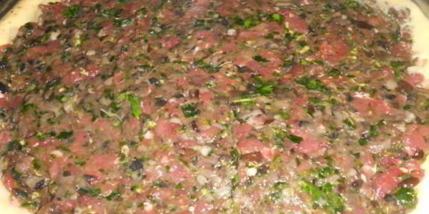 картофельная запеканка с мясом и шпинатом