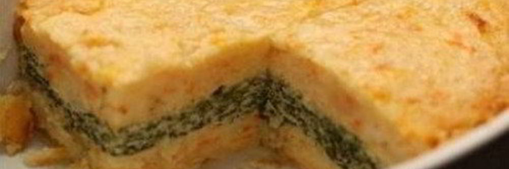 Картофельно-морковная запеканка с курицей и зеленью