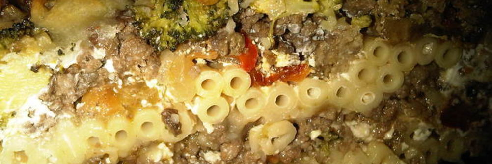 Макаронная запеканка с овощами и фаршем в сливочно-овощном соусе