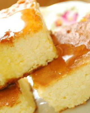 Сладкая творожная запеканка на молоке