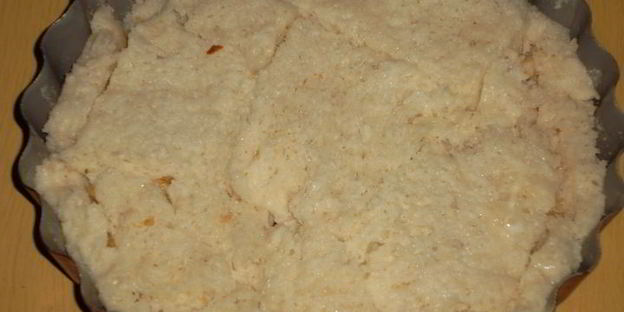 сладкая запеканка с яблоками и сливами