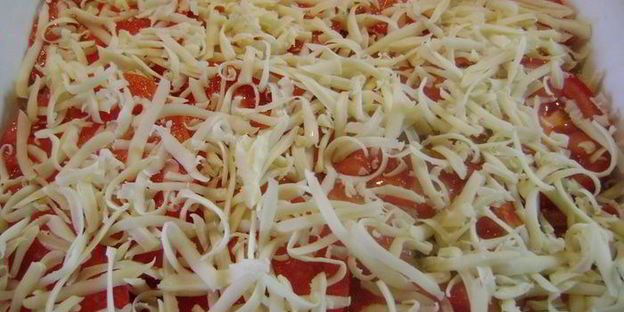 слоеная запеканка с мясом и сыром