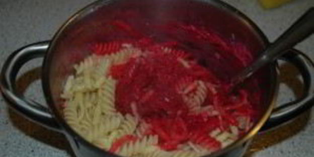 свекольная запеканка с макаронами