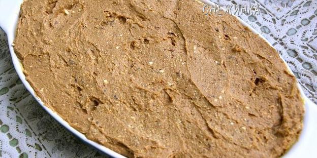 трехслойная творожно-тыквенная запеканка с черносливом