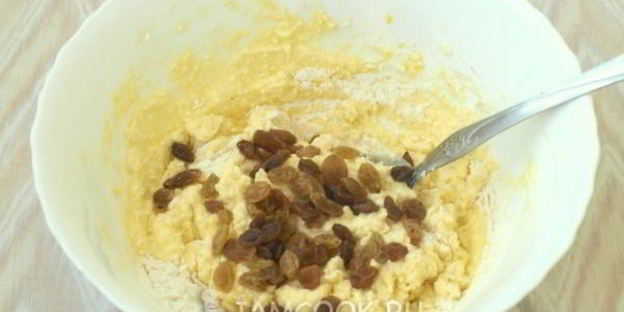 творожная порционная запеканка с изюмом