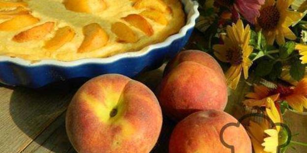 творожная запеканка с персиками