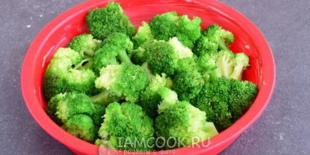 запеканка из брокколи с сыром и яйцами