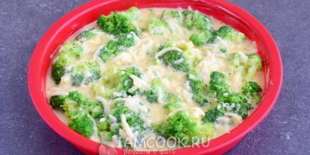 запеканка из брокколи с сыром и яйцами