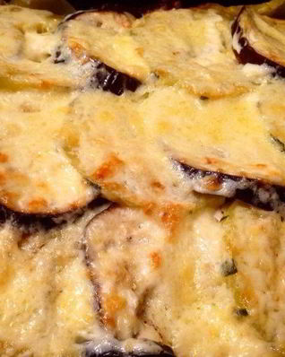 Запеканка из фарша, кабачка и баклажана