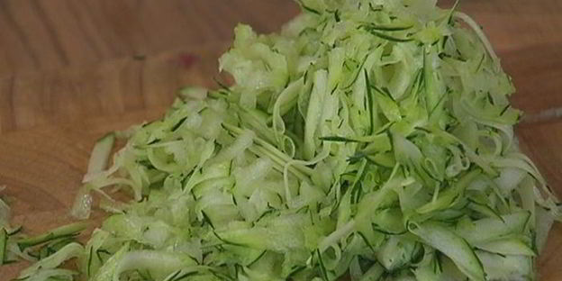 запеканка из макарон с горошком, цукини и творогом