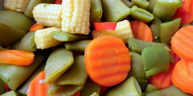 запеканка из макарон с овощами и белым соусом