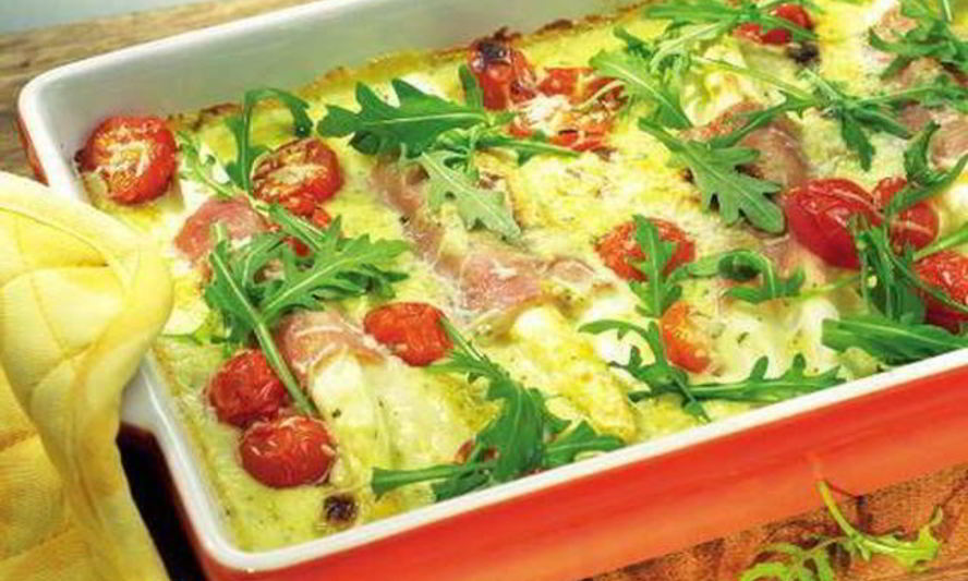 Рецепт запеканки из спаржи с помидорами и руколой