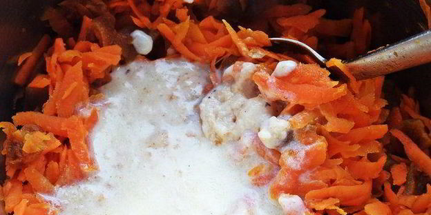 запеканка морковная с курагой