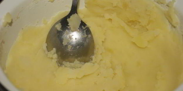 запеканка с картофелем и шпротами