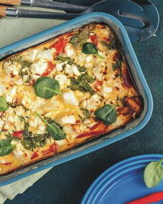 Запеканка с перцем, шпинатом и фетой