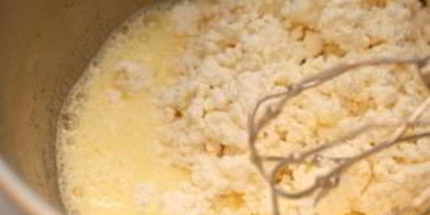 запеканка с вишней в мультиварке