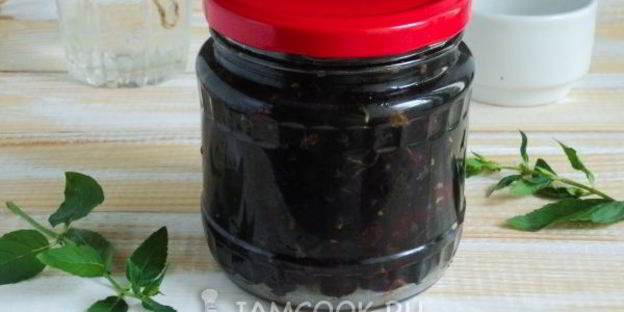 черная смородина в собственном соку на зиму