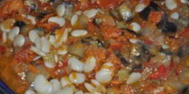 фасоль по-монастырски с овощами на зиму